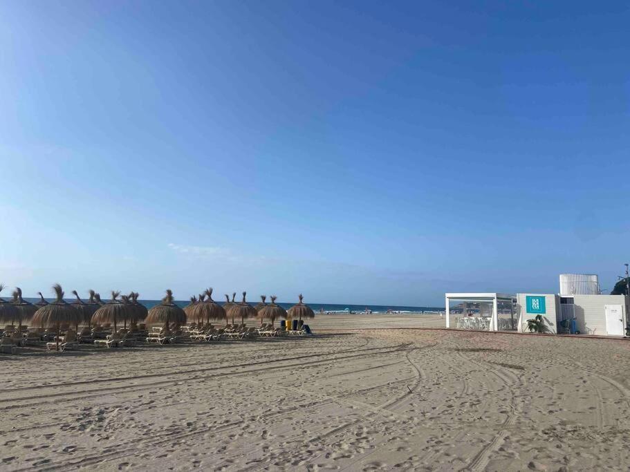 Estudio Con Vistas Al Mar Apartment La Pineda Exterior photo